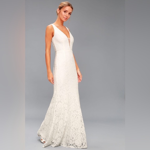 Lulus Dresses & Skirts - Lulus Everly White Lace Maxi Dress. Size small. NWT!